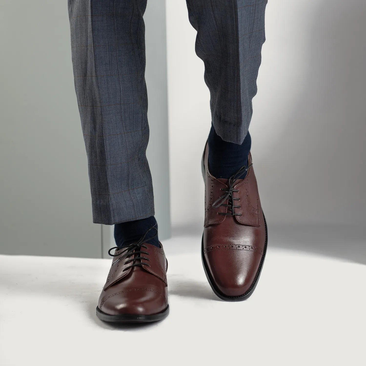 Dirk Brogues Derby Maroon Leather Shoes - Image 7