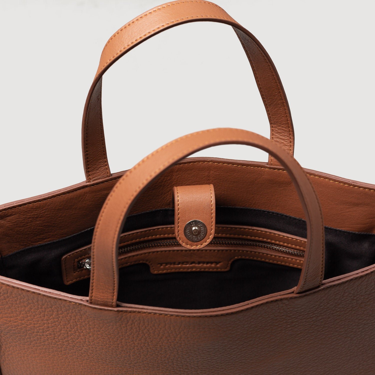 The Poet Brown Leather Tote Bag - Image 9