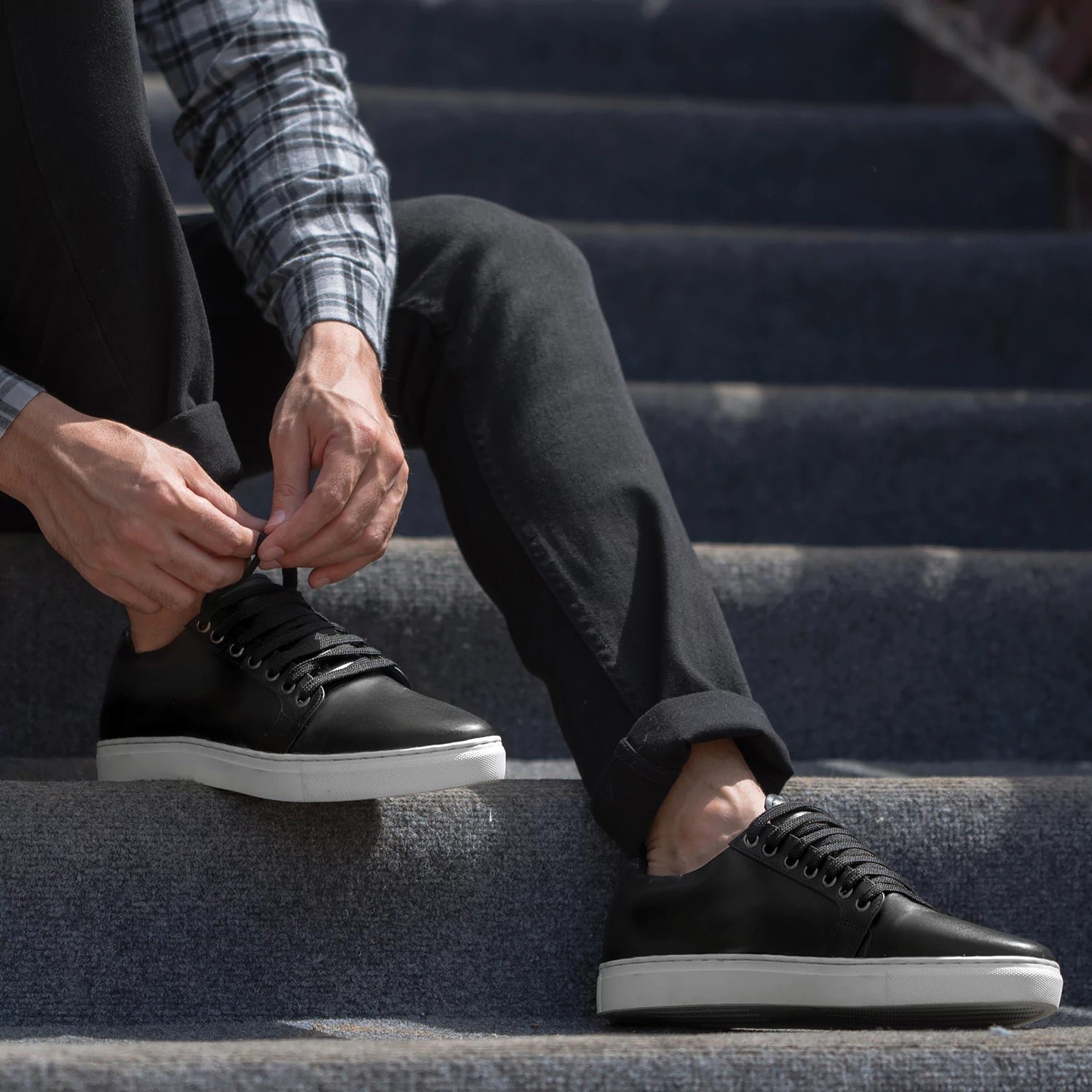 Murphy Low Top Black Leather Sneakers - Image 4