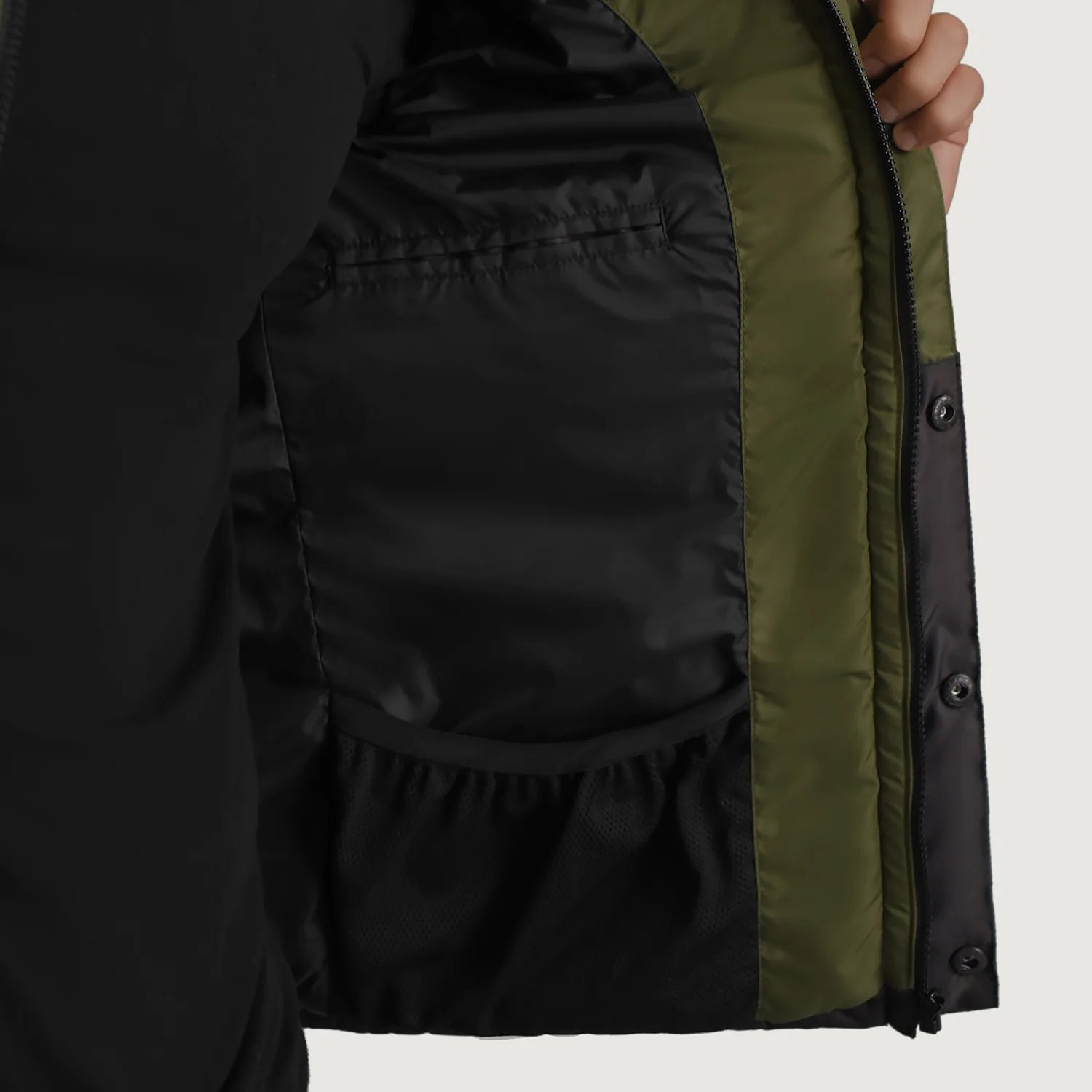 Wayne Black & Green Hooded Puffer Jacket - Image 2